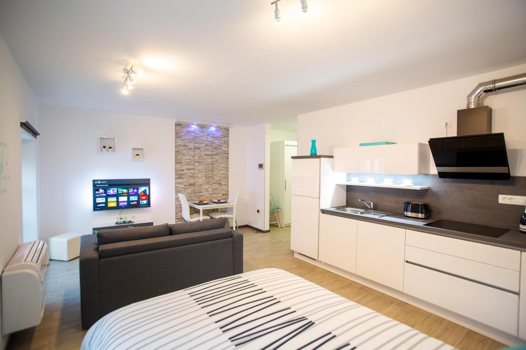 Azzurro Apartment Piran Exterior photo